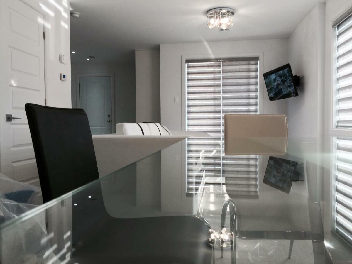 Luxury Two Story Villa Unit A Laval Extérieur photo