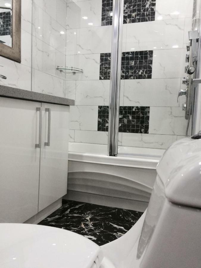 Luxury Two Story Villa Unit A Laval Extérieur photo