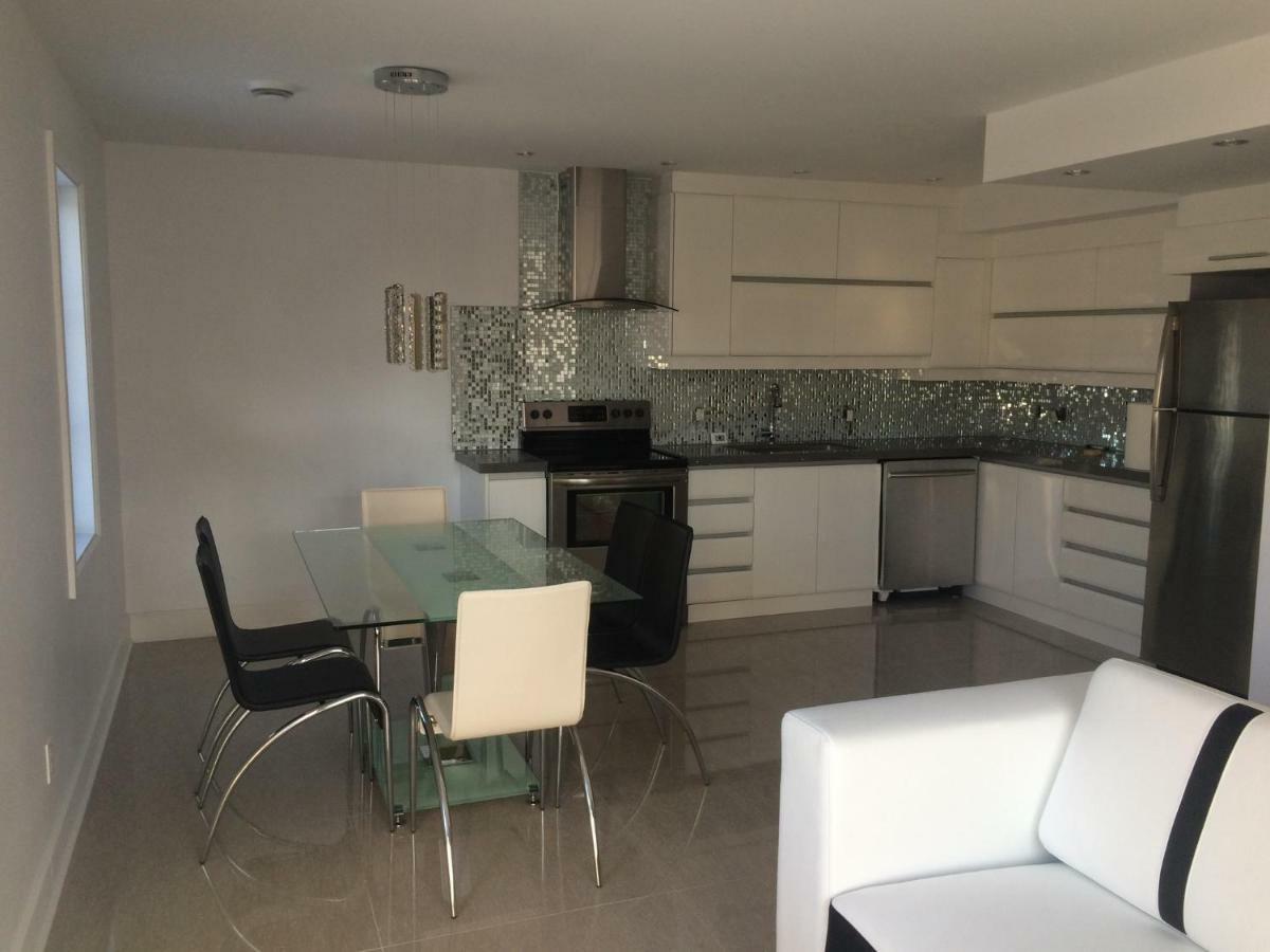 Luxury Two Story Villa Unit A Laval Extérieur photo